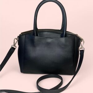 Elegant Black Handbag
